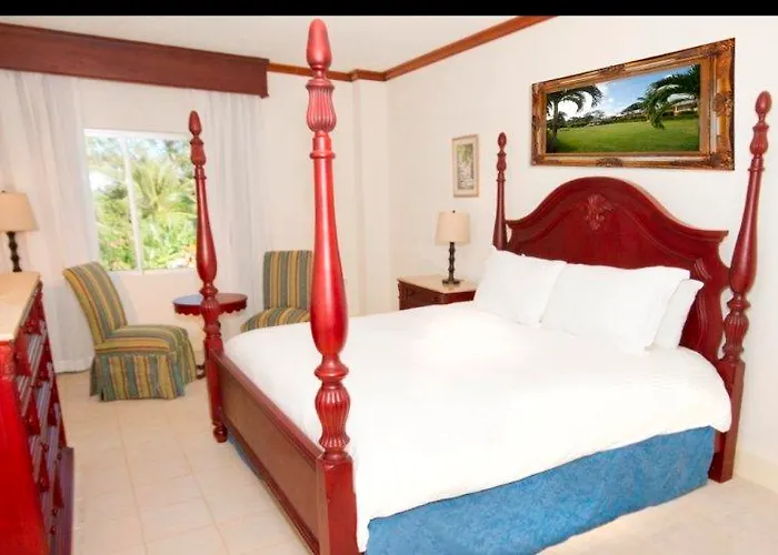 Jewel & Waterpark Resort Runaway Bay