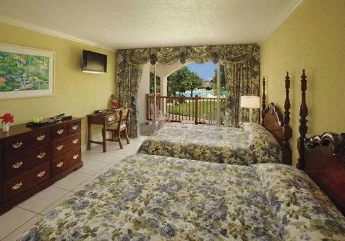 Jewel & Waterpark 4*