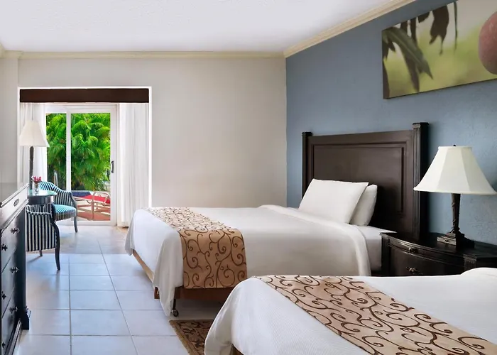 Jewel & Waterpark Resort Runaway Bay