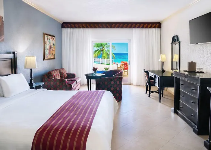Jewel & Waterpark 4*