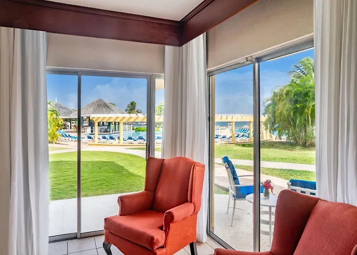 Jewel & Waterpark Resort 4*